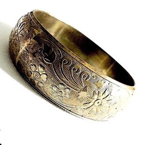 Vintage Etched Floral Brass Bangle Bracelet